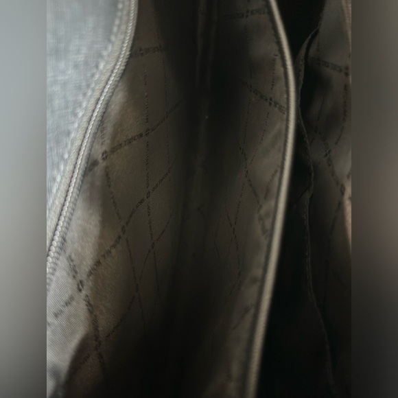 👜 🖤 Large Michael Kors Shoulder Tote - Black 🖤 - Picture 12 of 16